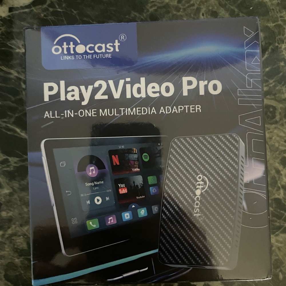Play2Video Pro All-In-One Multimedia Adapter - Black